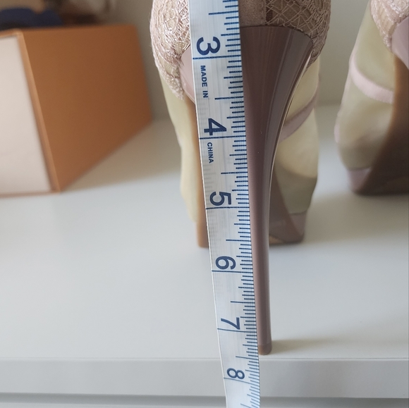 Jessica Simpson Pink/Nude Lace peep toe pumps - Picture 5 of 7